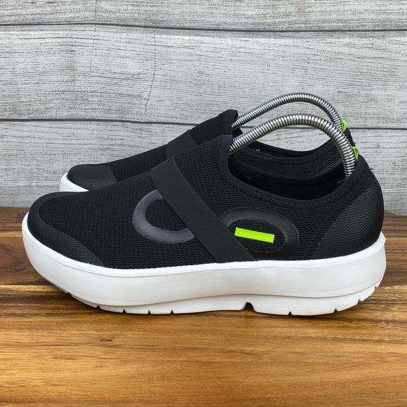 OOFOS OOmg Low Mesh Black Slip On Recovery Comfort Shoe Men’s Sneaker Size 9